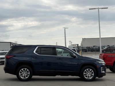 2022 Chevrolet Traverse LS