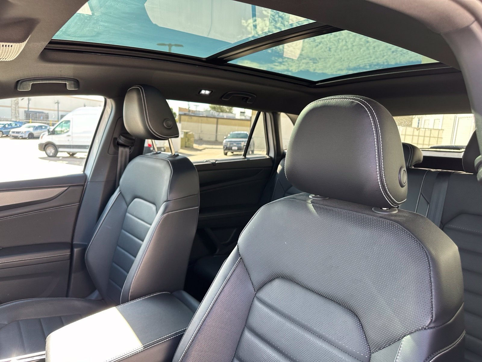 2024 Volkswagen Atlas Cross Sport 2.0T SEL