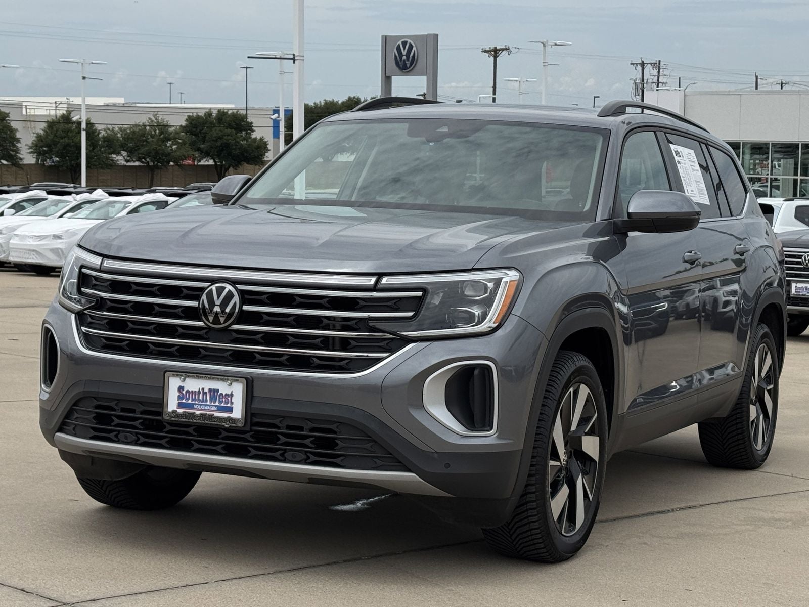 2024 Volkswagen Atlas 2.0T SE w/Technology