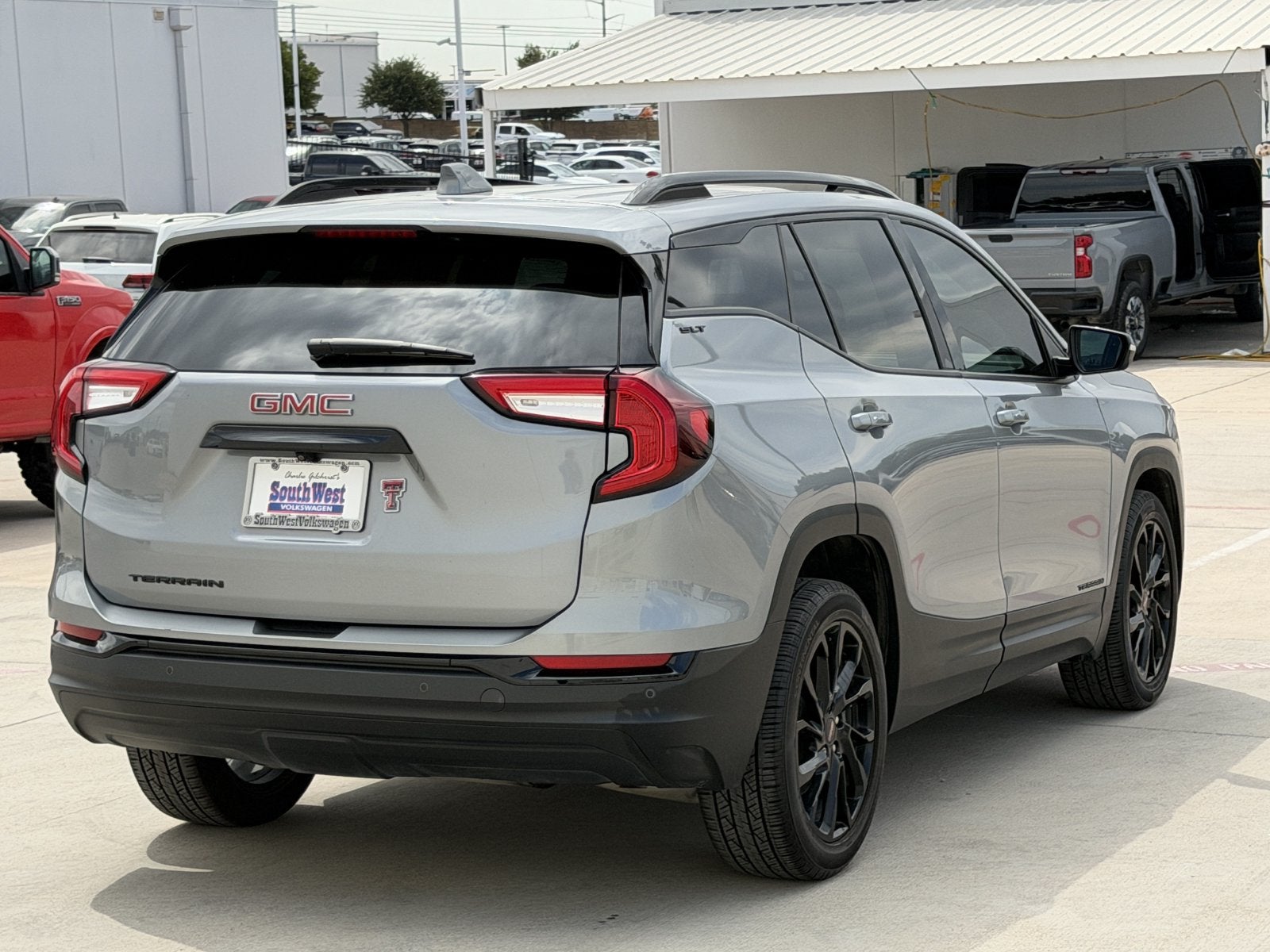 2024 GMC Terrain SLT
