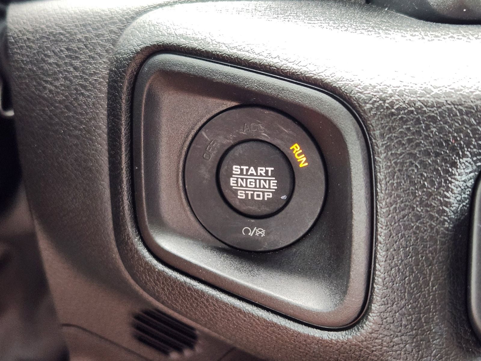 2025 Jeep Wrangler 4-Door Sport 4x4