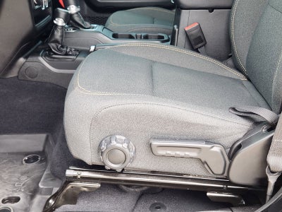 2025 Jeep Wrangler 4-Door Sport 4x4