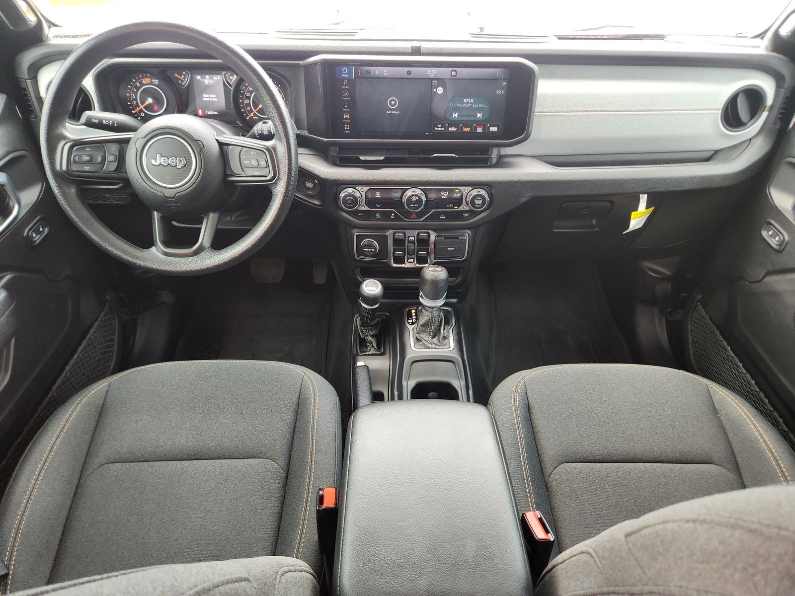 2025 Jeep Wrangler 4-Door Sport 4x4