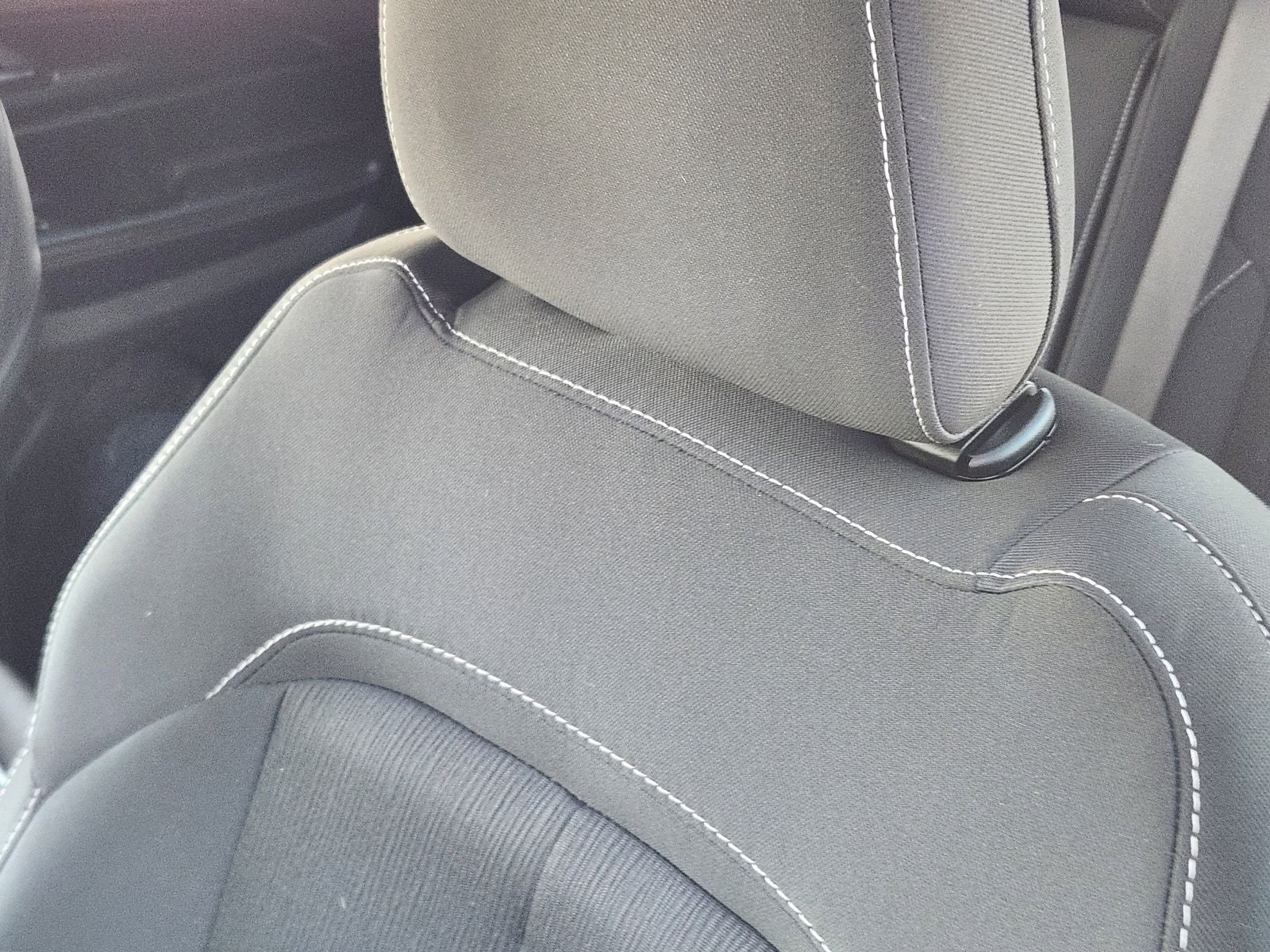 2025 Jeep Grand Cherokee Laredo 4x2