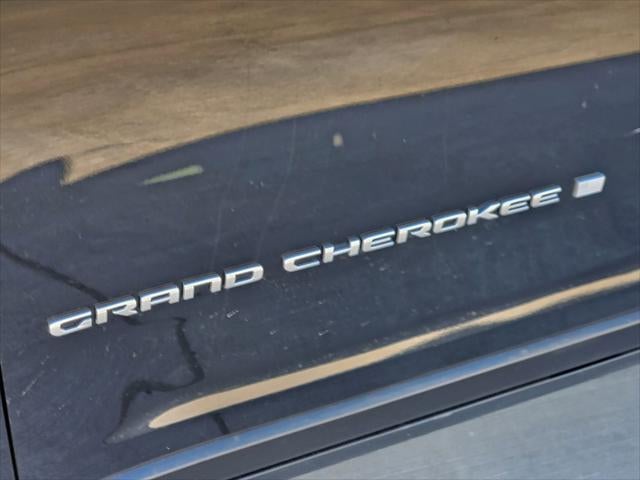 2025 Jeep Grand Cherokee Laredo 4x2