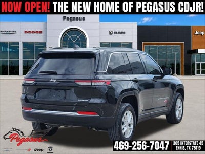 2025 Jeep Grand Cherokee Laredo X 4x2