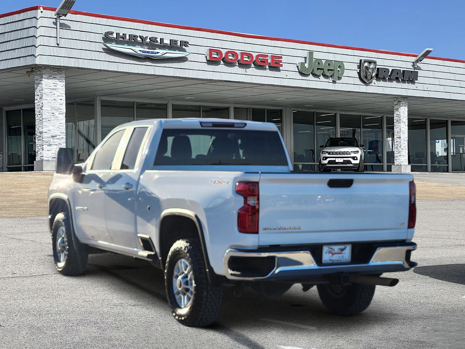 2023 Chevrolet Silverado 2500HD 4WD Double Cab Standard Bed LT