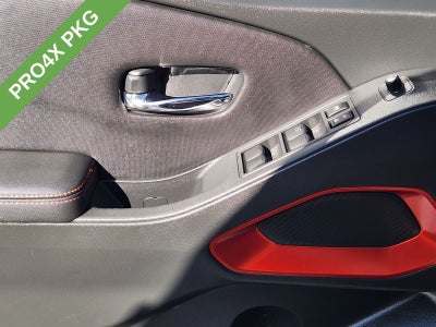 2024 Nissan Frontier Crew Cab PRO-4X 4x4