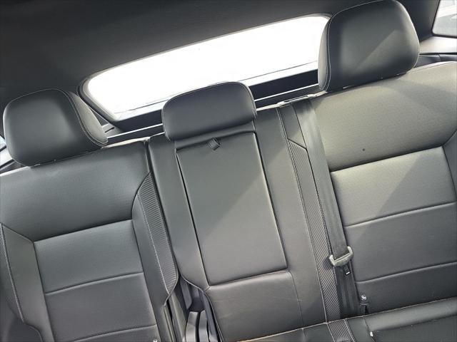 2022 Volkswagen Atlas Cross Sport 3.6L V6 SEL R-Line