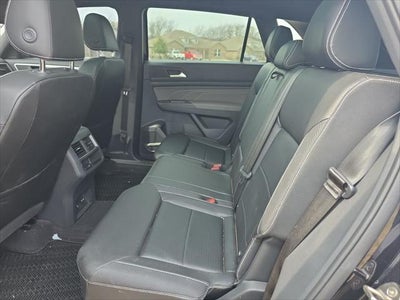 2022 Volkswagen Atlas Cross Sport 3.6L V6 SEL R-Line