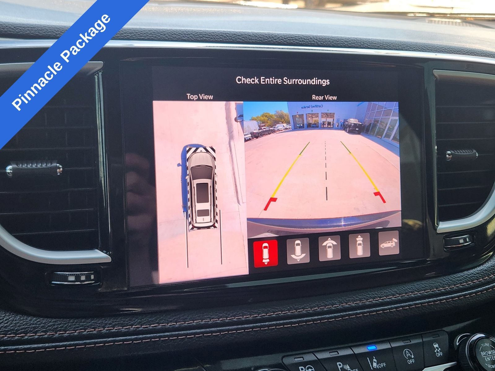 2025 Chrysler Pacifica Pinnacle