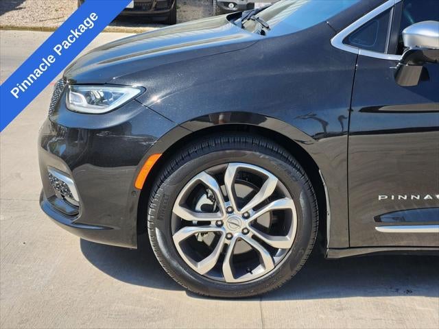 2025 Chrysler Pacifica Pinnacle