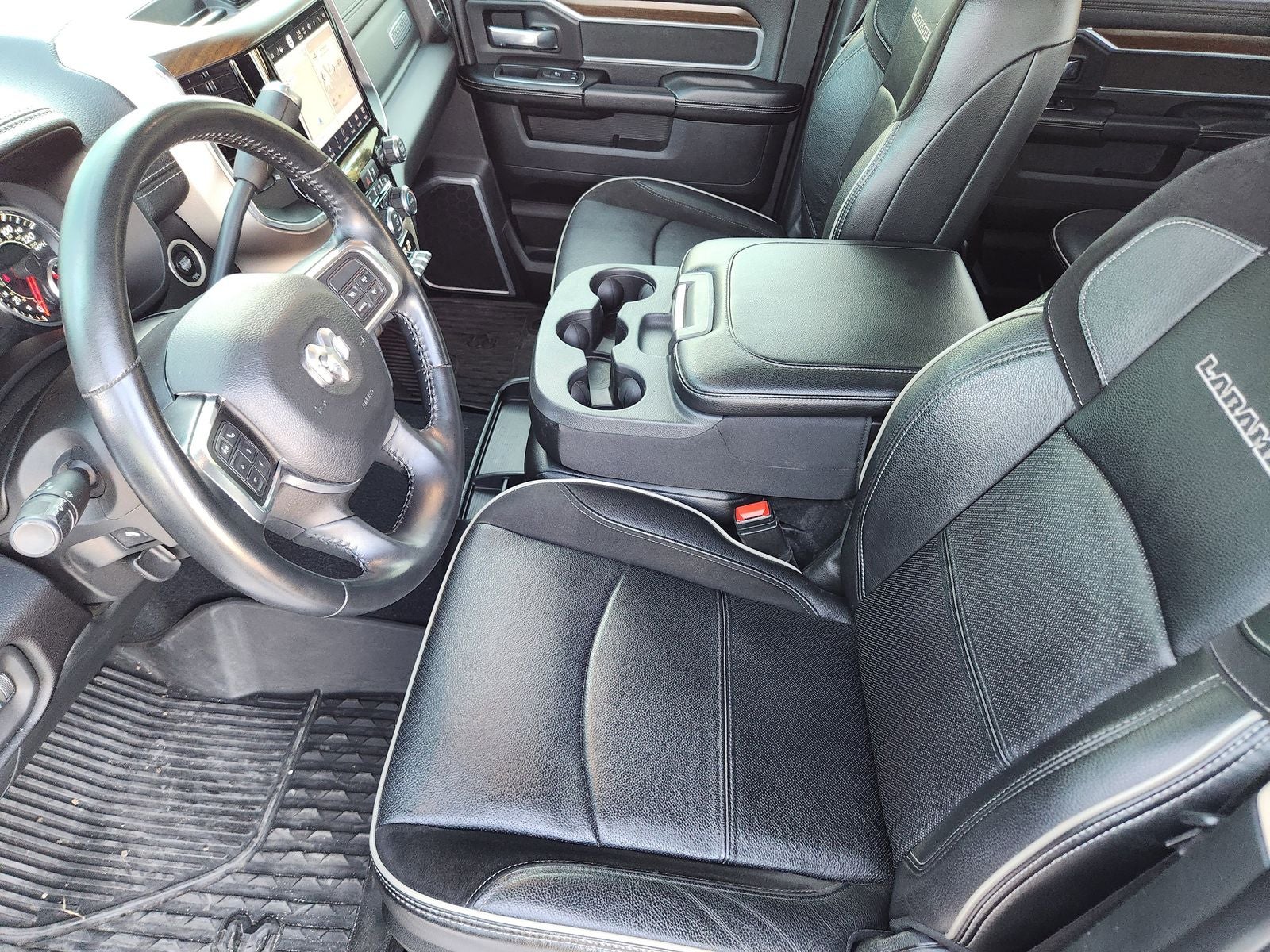 2022 RAM Ram 3500 Laramie Crew Cab 4x4 6'4' Box