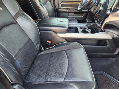 2024 RAM Ram 3500 Laramie Crew Cab 4x4 8' Box