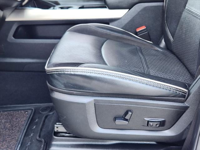 2024 RAM Ram 3500 Laramie Crew Cab 4x4 8' Box