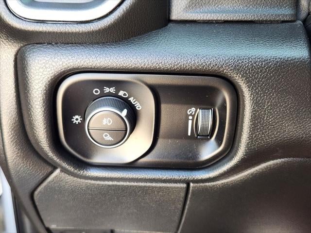 2025 RAM Ram 2500 Tradesman Crew Cab 4x4 6'4' Box