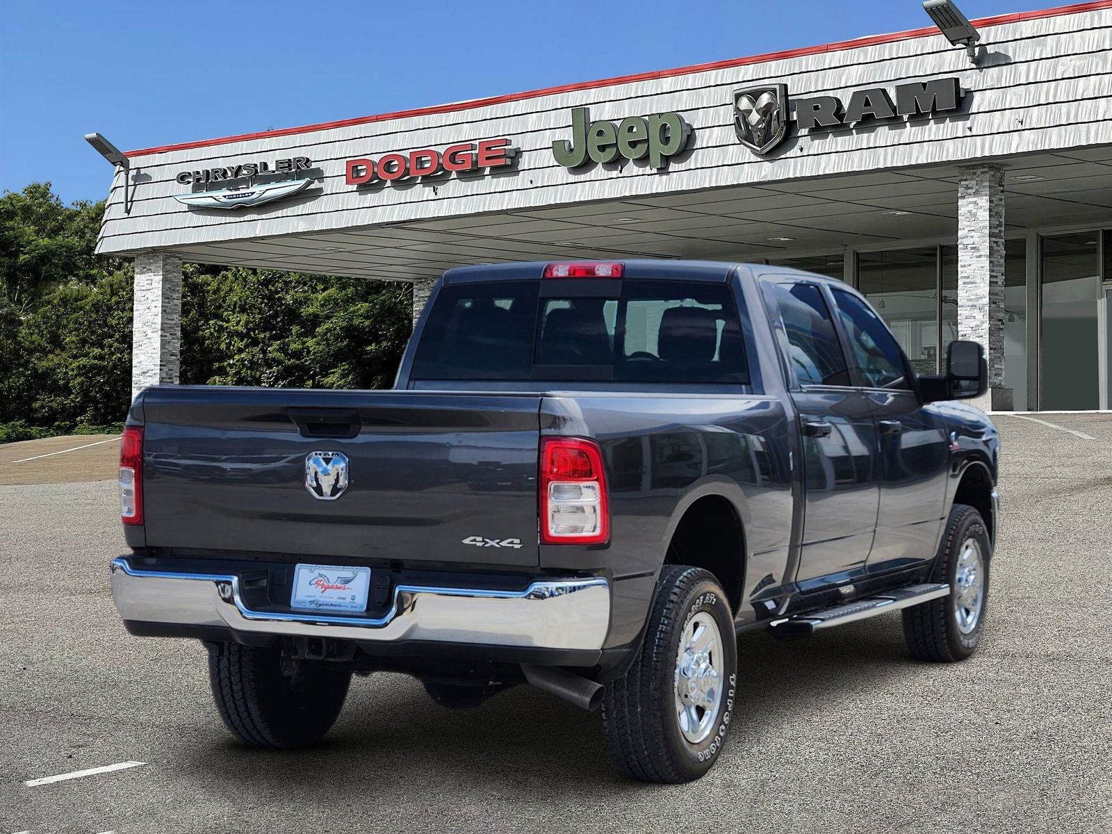 2024 RAM Ram 2500 Tradesman Crew Cab 4x4 6'4' Box