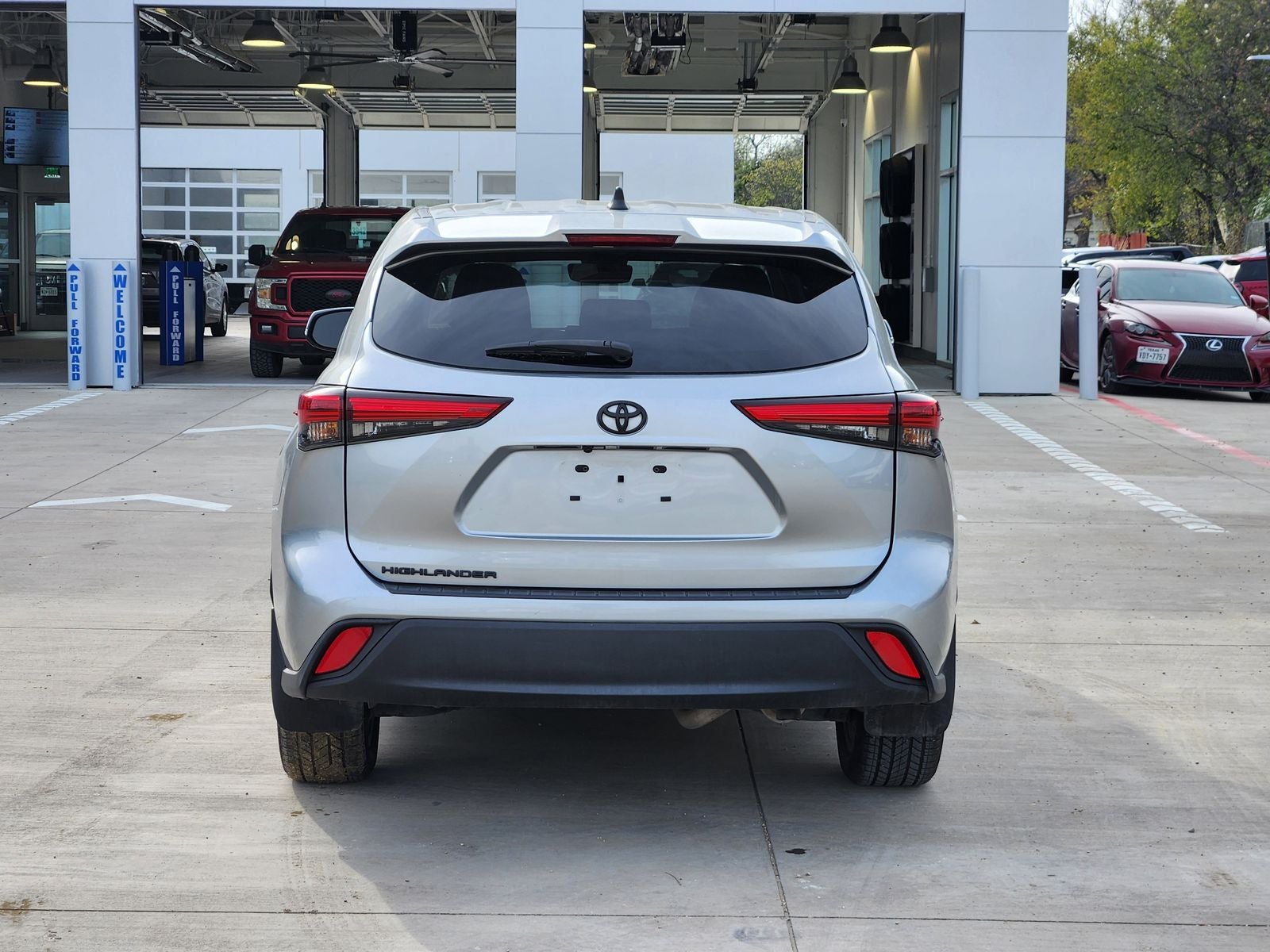 2022 Toyota Highlander L