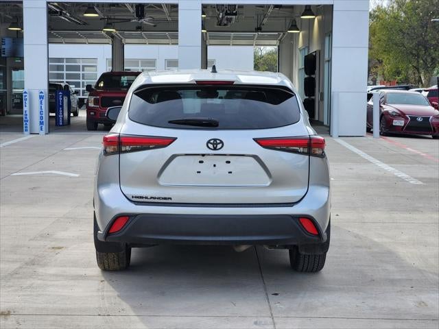 2022 Toyota Highlander L