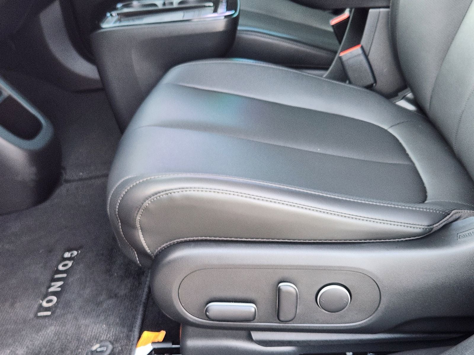 2025 Hyundai IONIQ 5 SEL