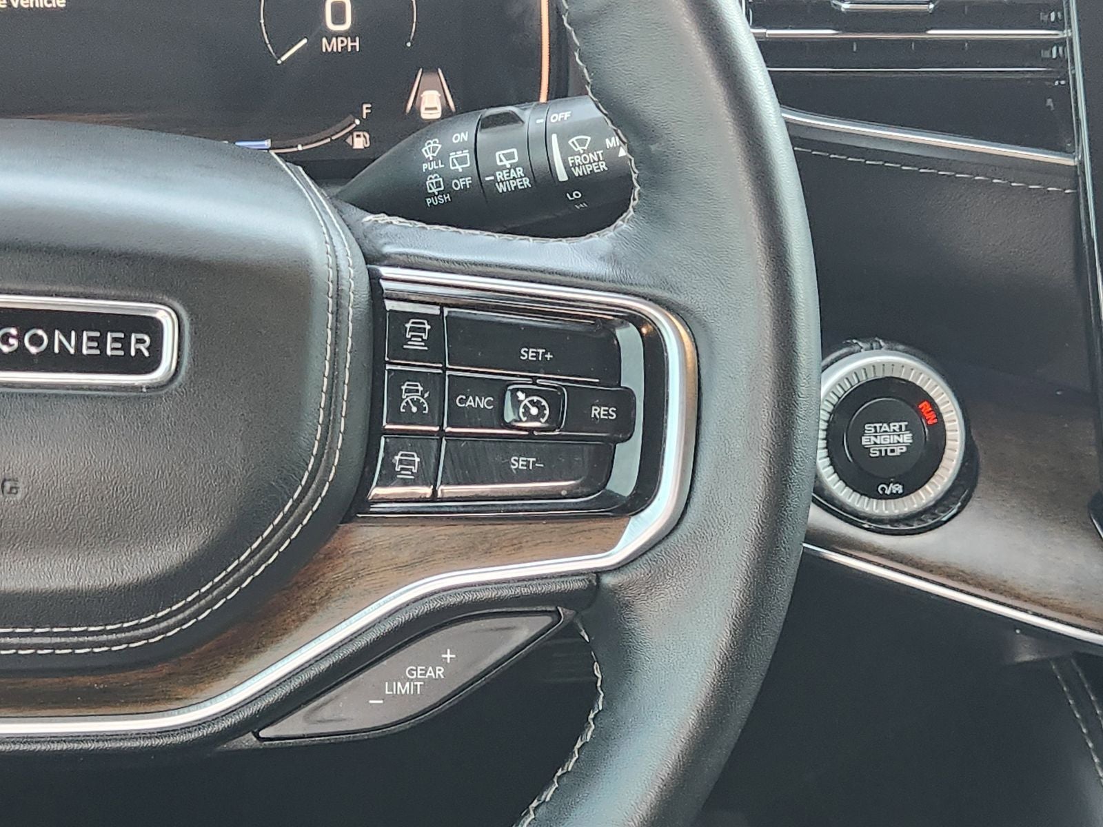 2023 Jeep Grand Wagoneer L Series II 4x4