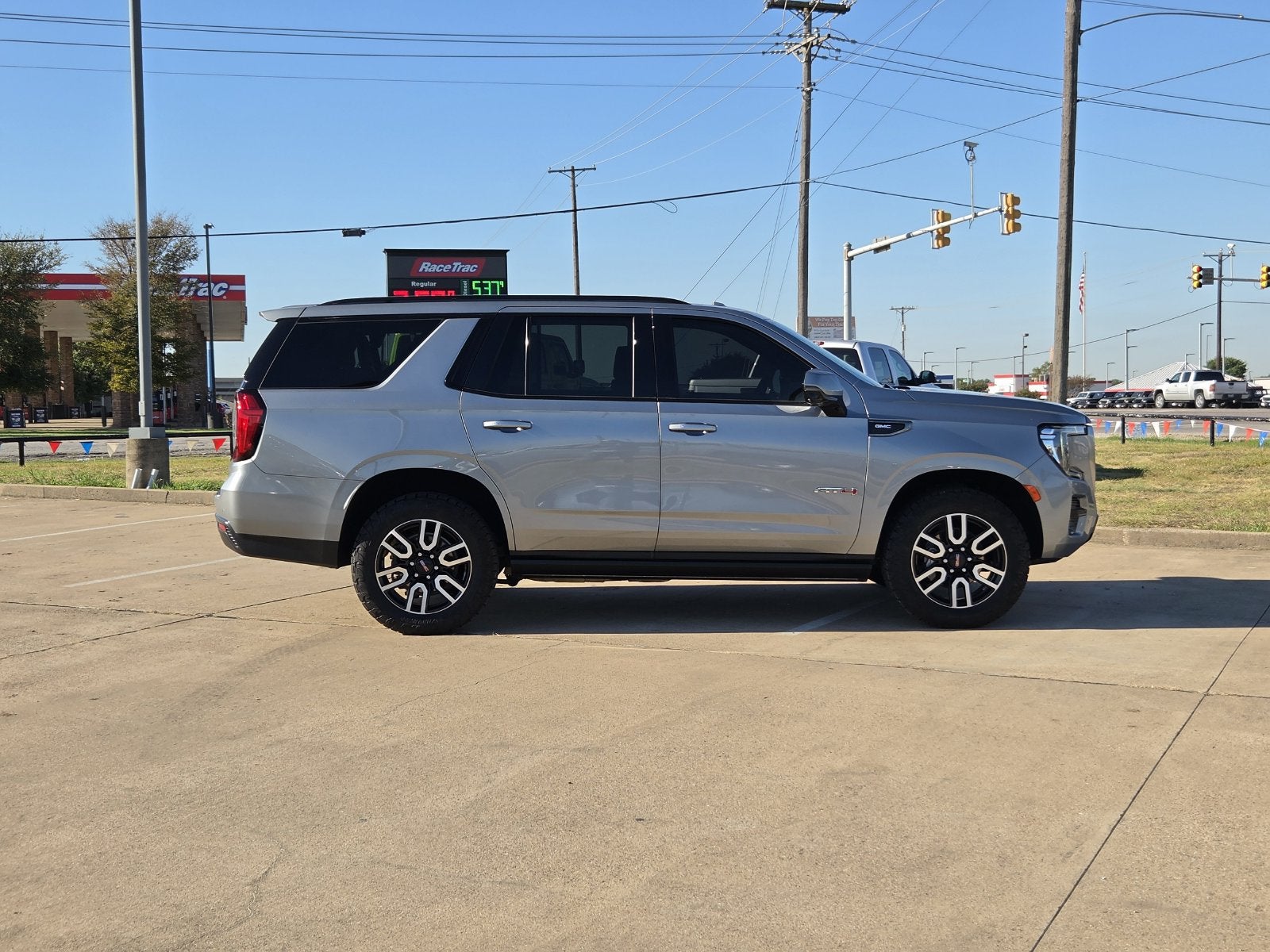2024 GMC Yukon 4WD AT4