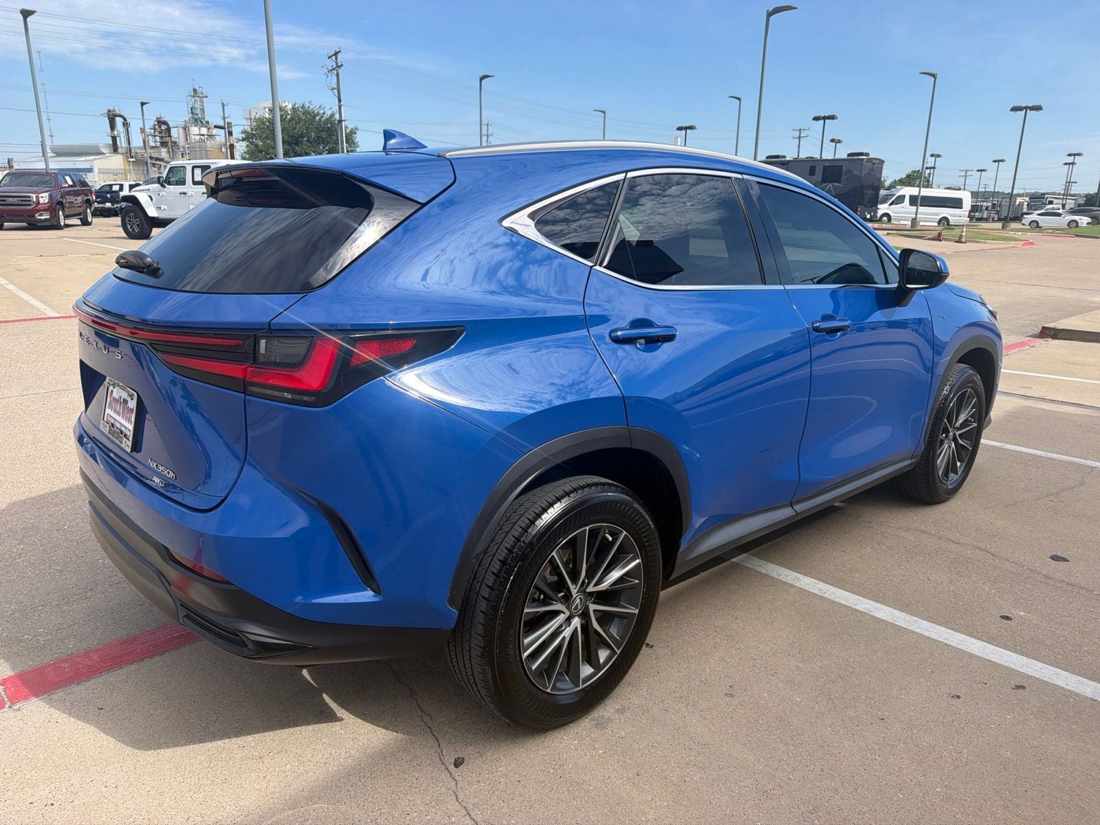 2023 Lexus NX 350h 350h Base