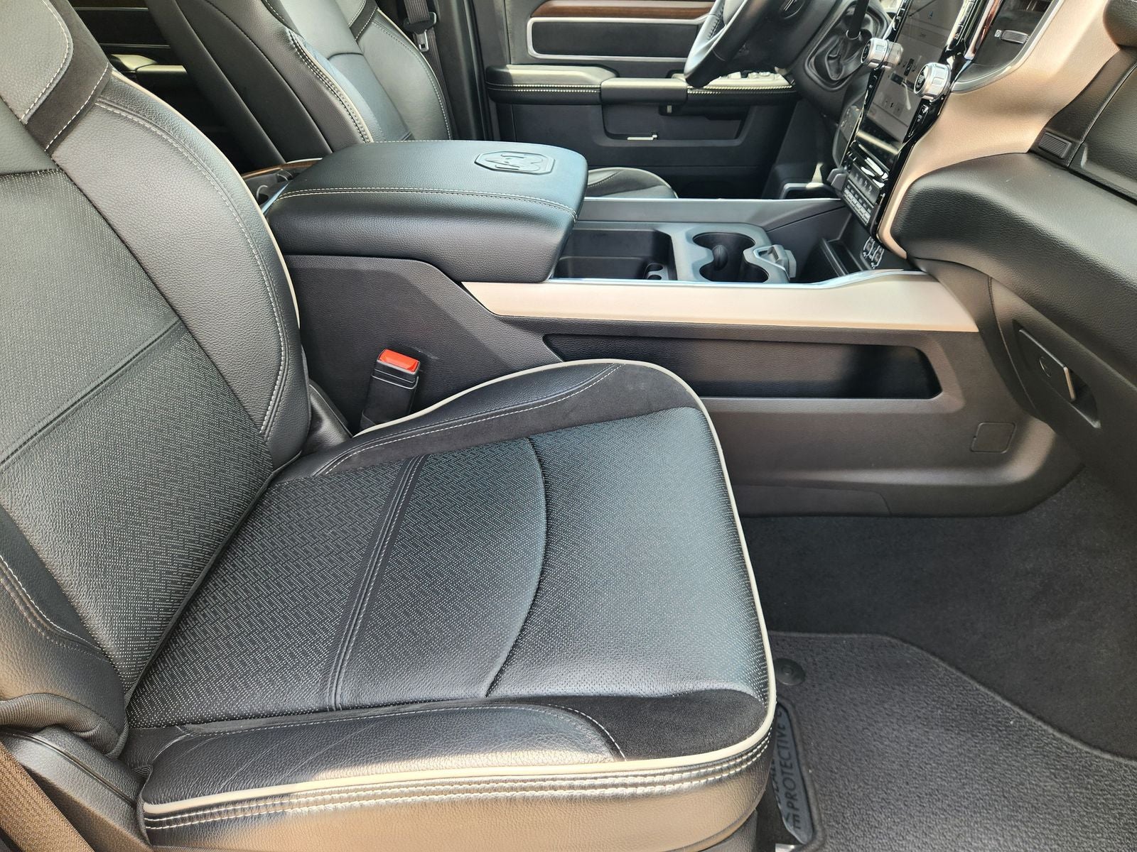 2024 RAM Ram 3500 Laramie