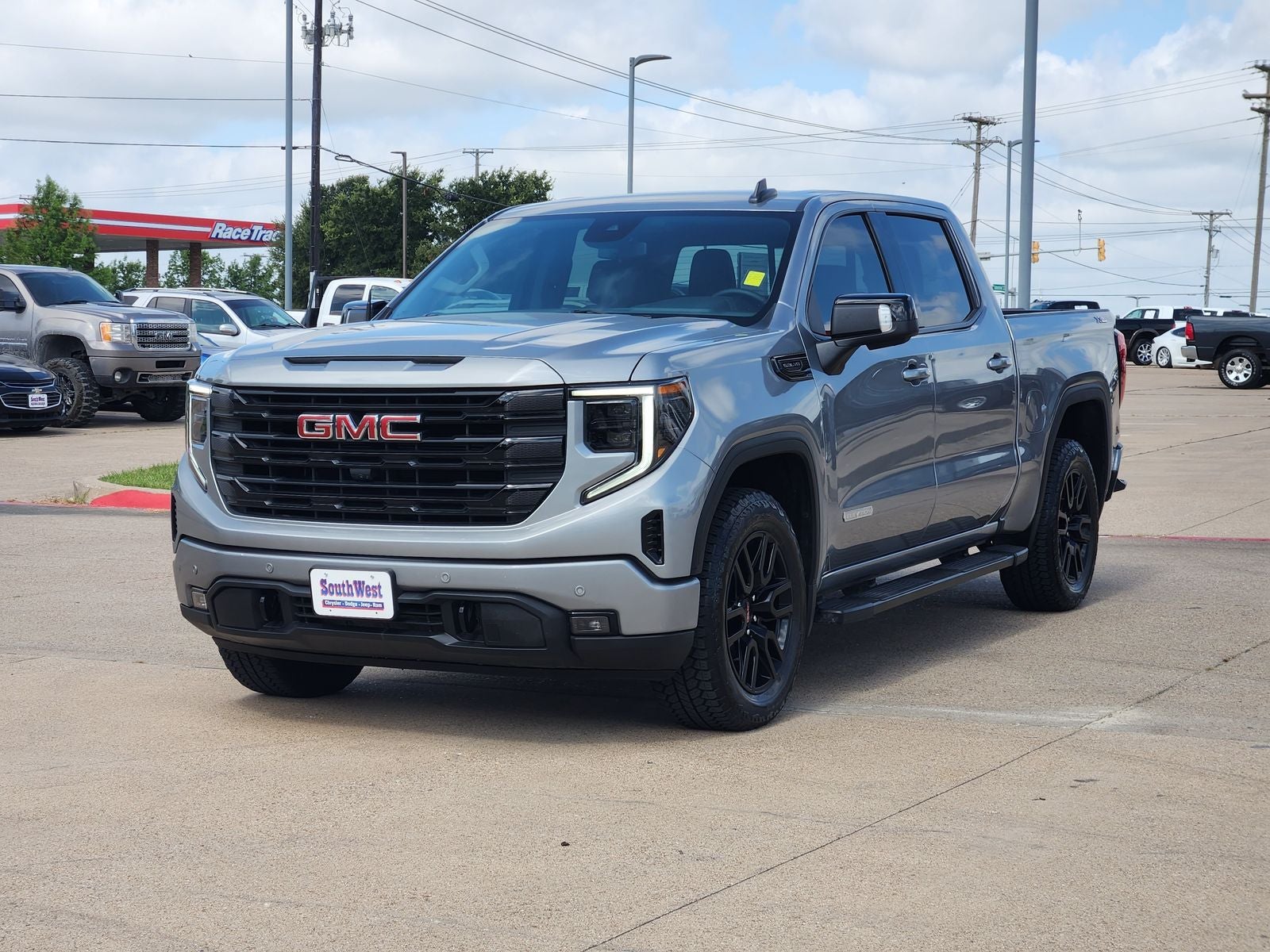 2025 GMC Sierra 1500 4WD Crew Cab Short Box Elevation with 3SB