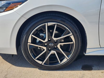 2024 Nissan Sentra SR Xtronic CVT