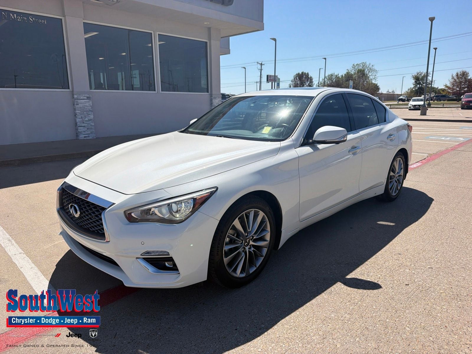 2024 INFINITI Q50 LUXE