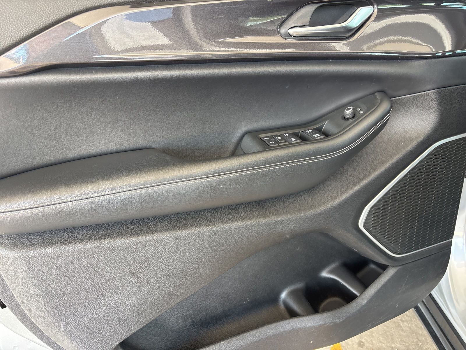 2021 Jeep Grand Cherokee L Laredo 4x2