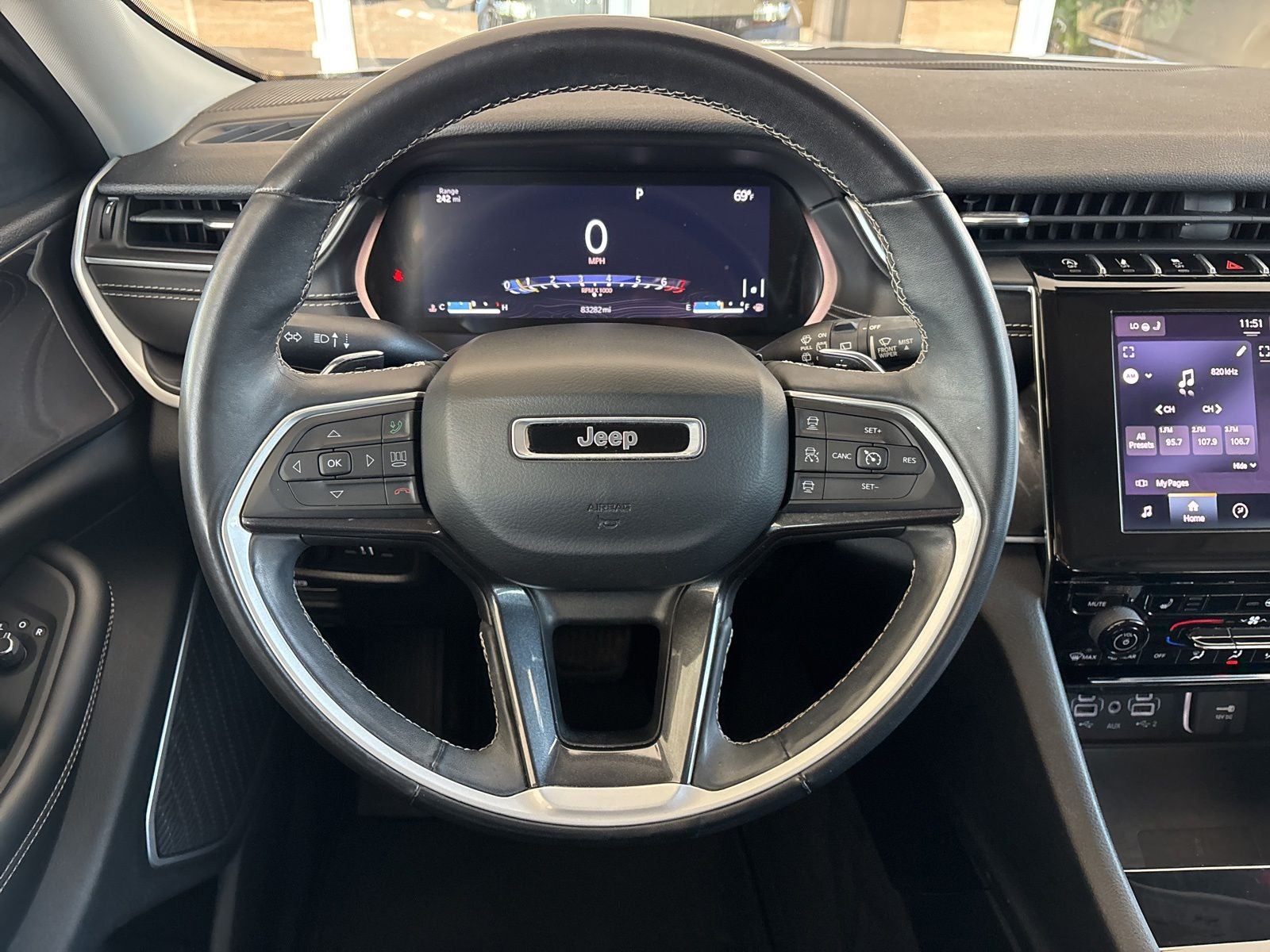 2021 Jeep Grand Cherokee L Laredo 4x2