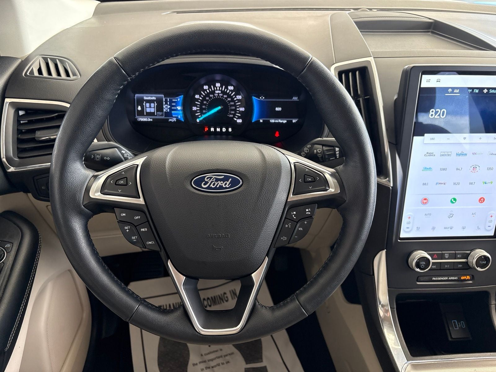 2022 Ford Edge Titanium