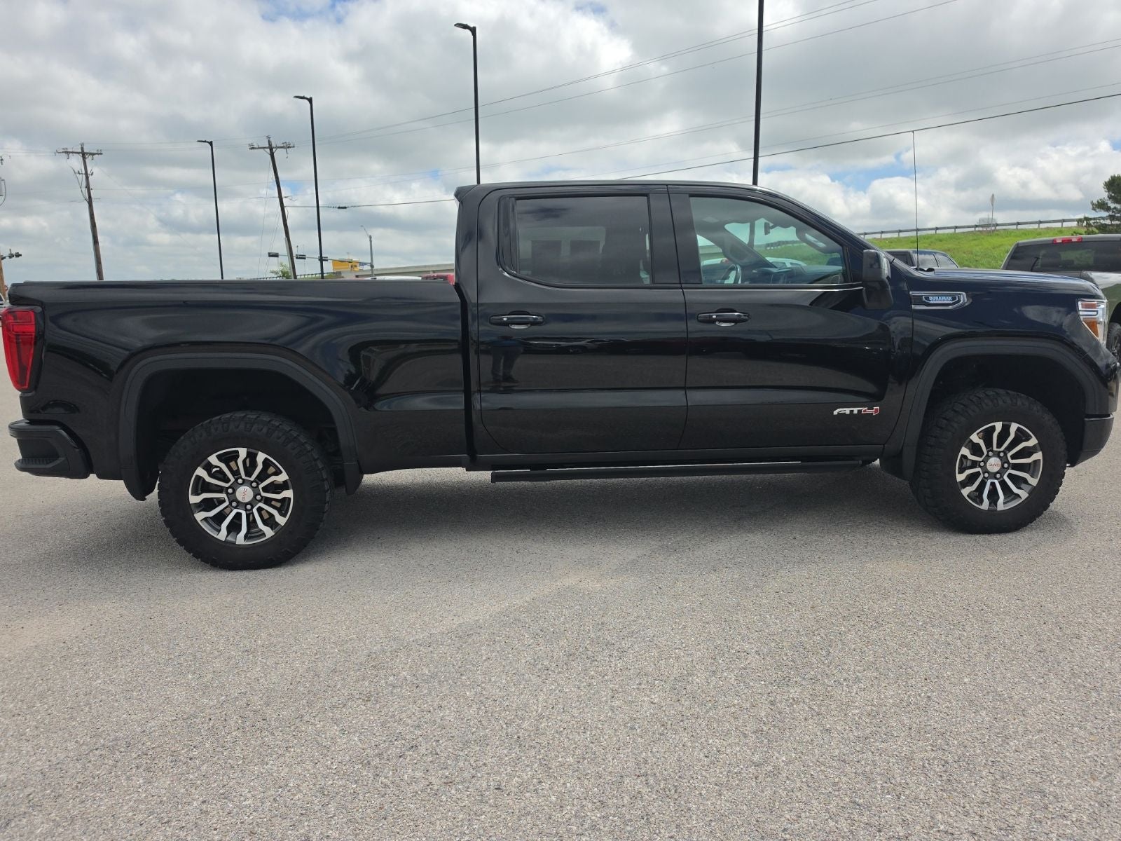 2021 GMC Sierra 1500 4WD Crew Cab Standard Box AT4