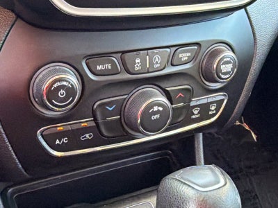 2019 Jeep Cherokee Latitude FWD