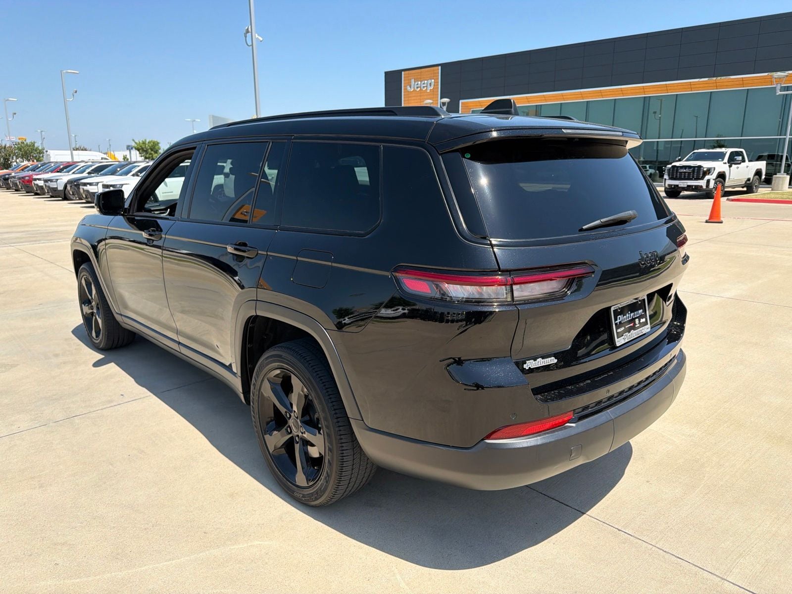 2023 Jeep Grand Cherokee L Altitude 4x2