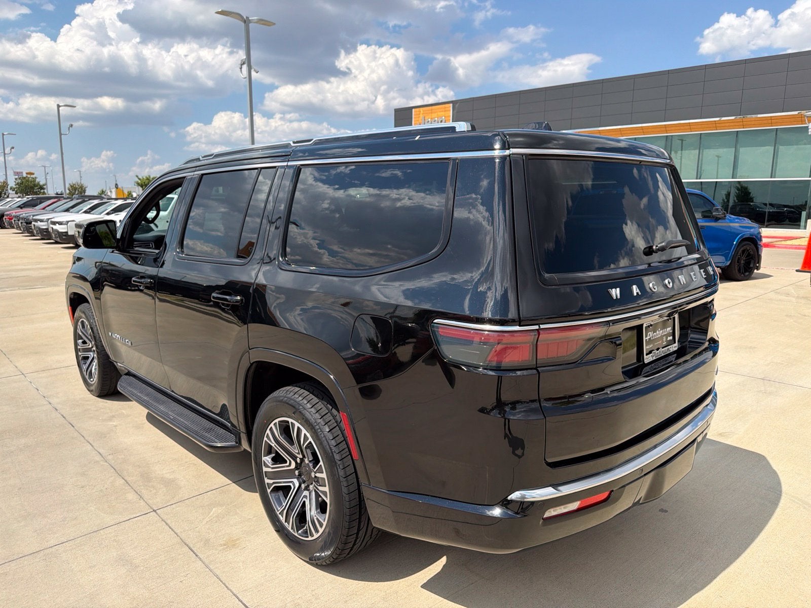 2024 Jeep Wagoneer Series II 4x2