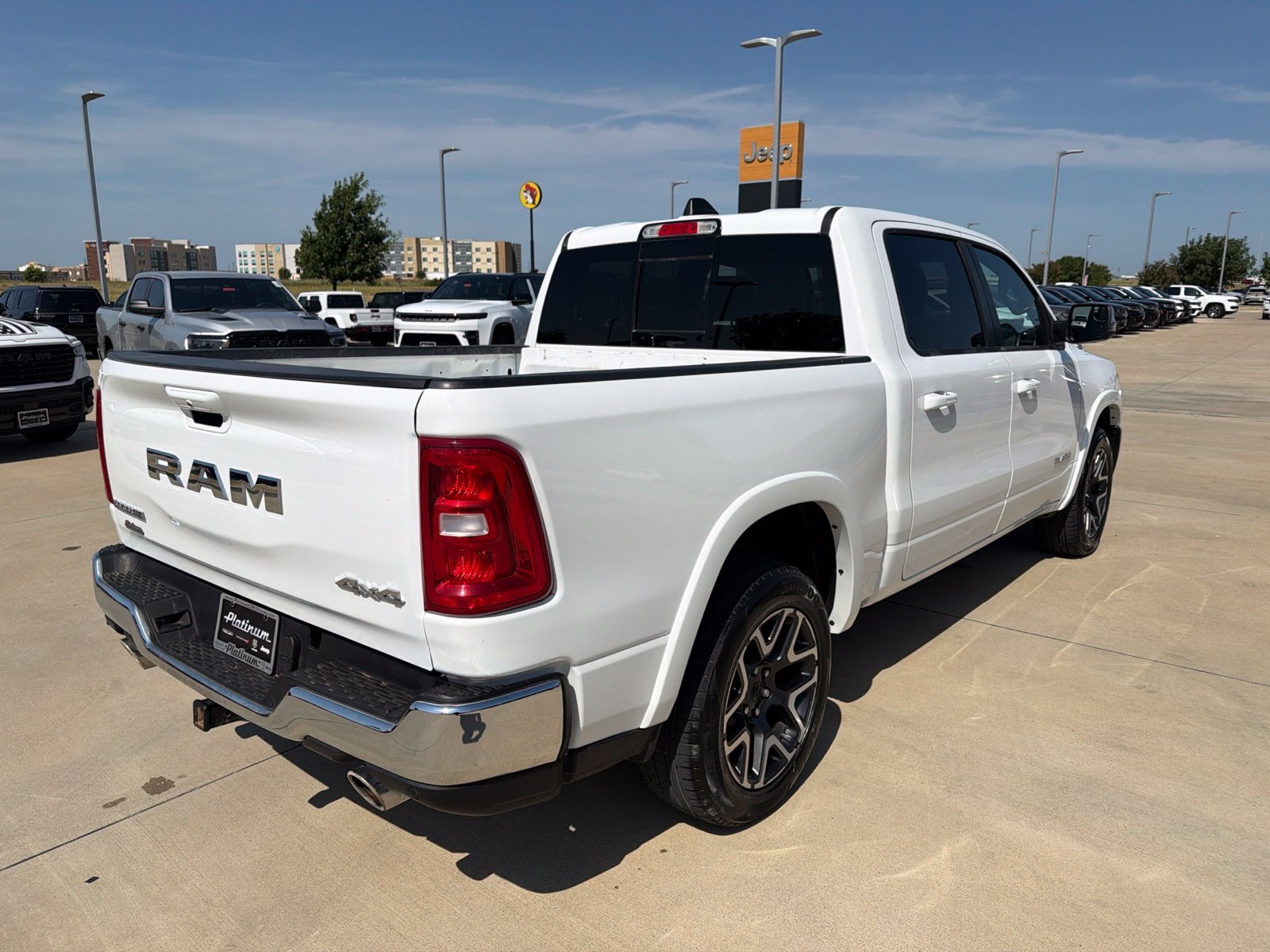 2025 RAM Ram 1500 Laramie Crew Cab 4x4 5'7' Box