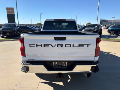 2024 Chevrolet Silverado 2500HD 4WD Crew Cab Standard Bed LT