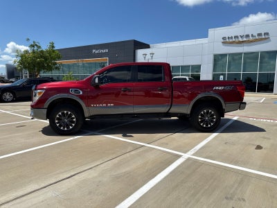 2017 Nissan TITAN XD PRO-4X Diesel