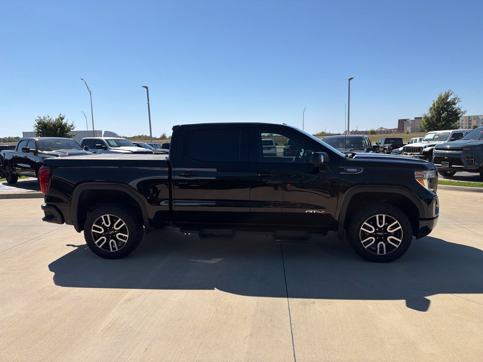 2021 GMC Sierra 1500 4WD Crew Cab Short Box AT4