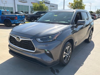 2024 Toyota Highlander XLE