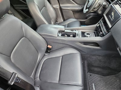 2019 Jaguar F-PACE 25t Premium