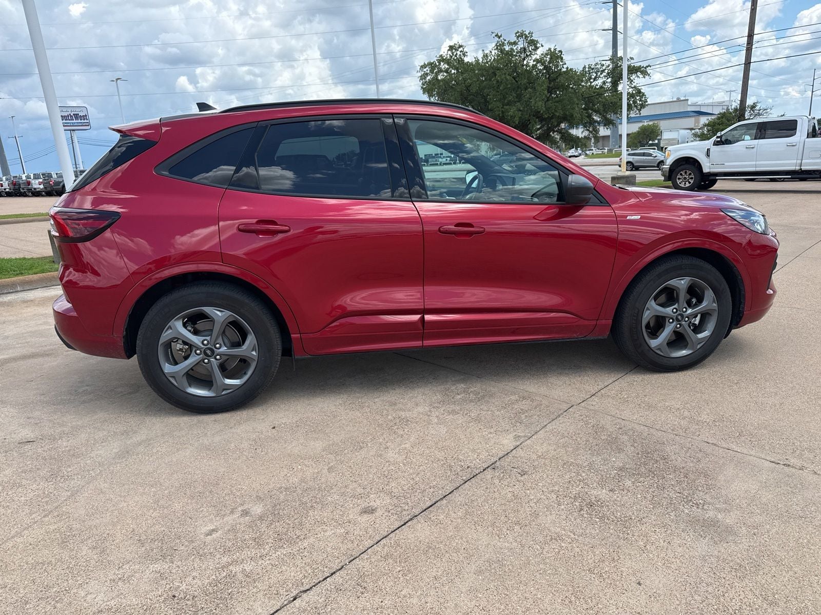 2024 Ford Escape ST-Line