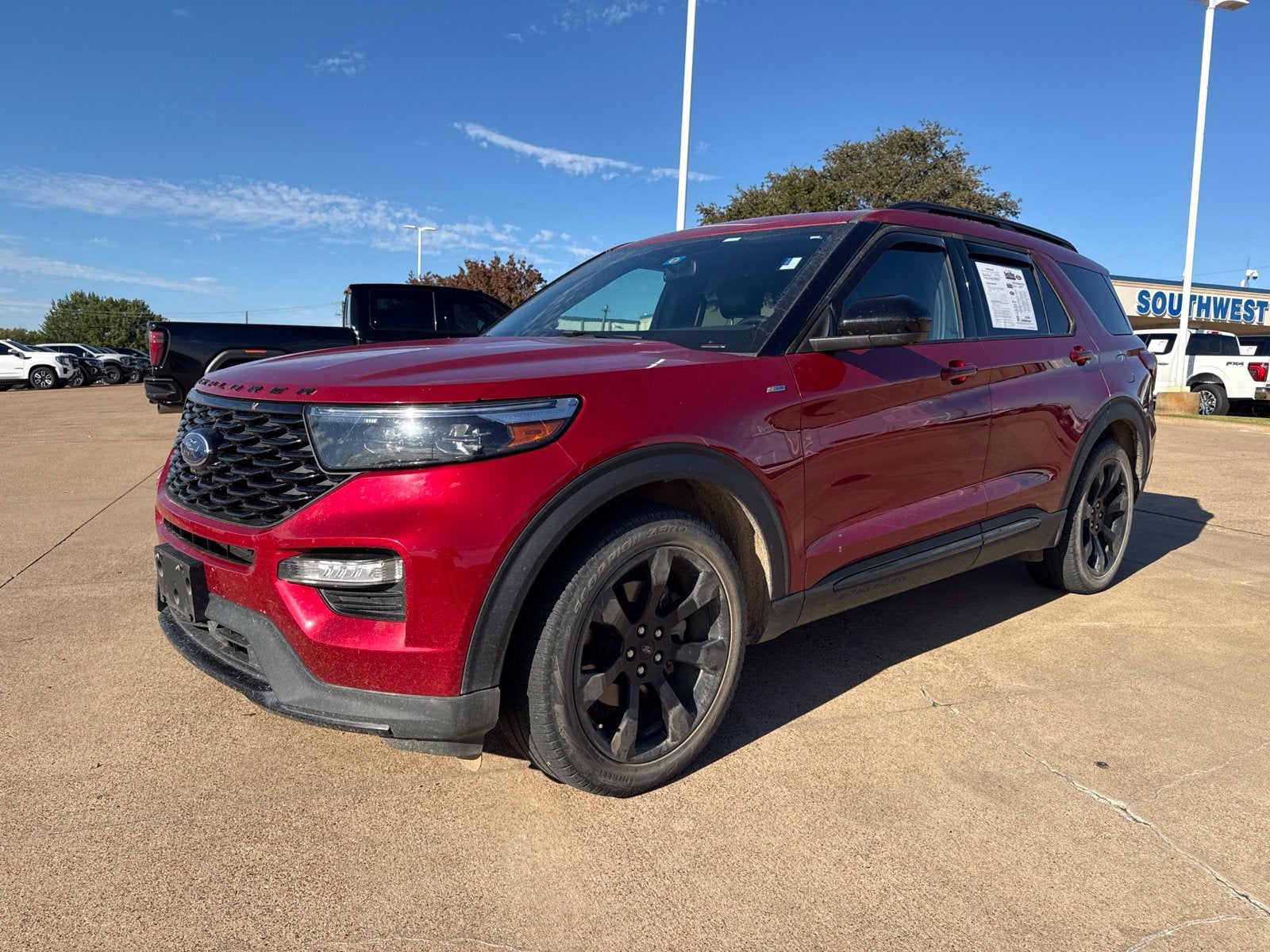 2023 Ford Explorer ST-Line