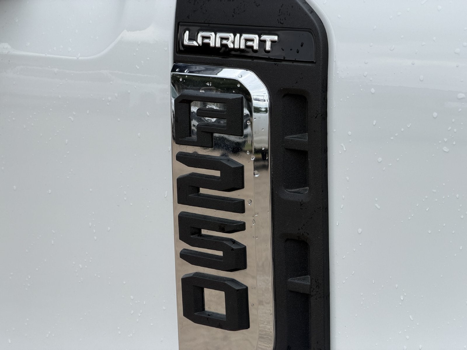 2025 Ford F-250SD F-250® Lariat®
