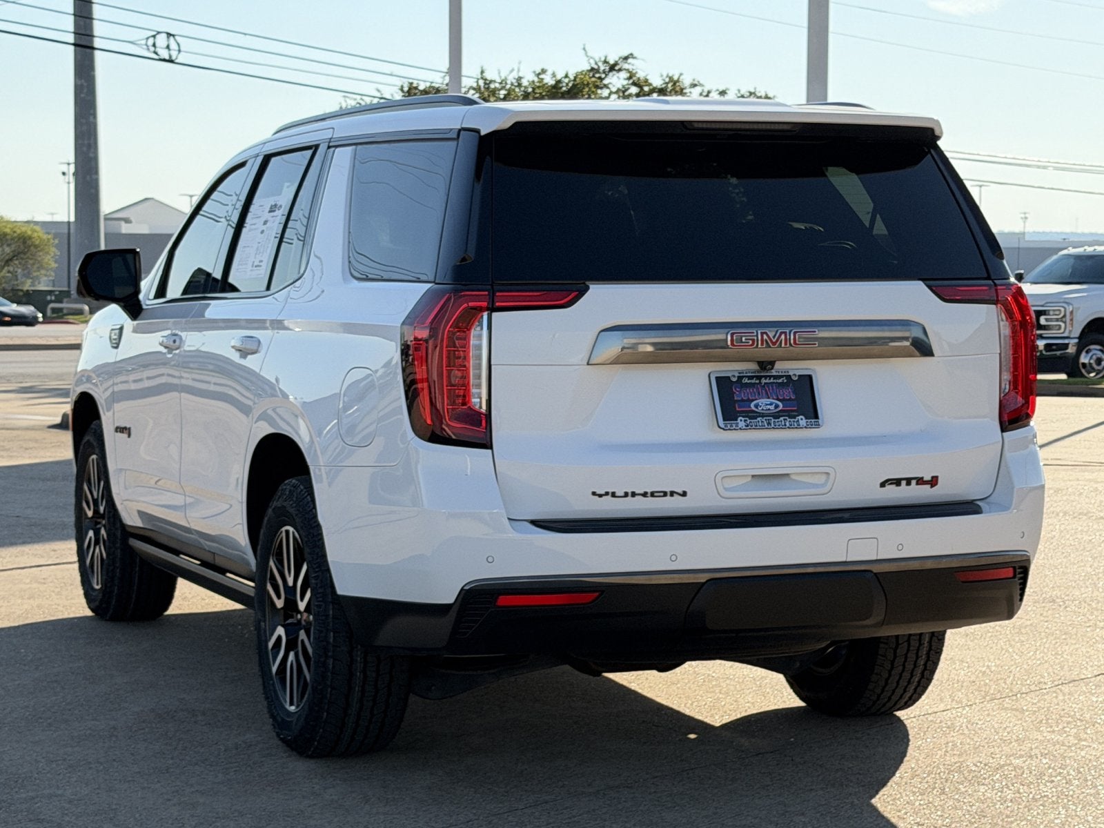 2024 GMC Yukon AT4