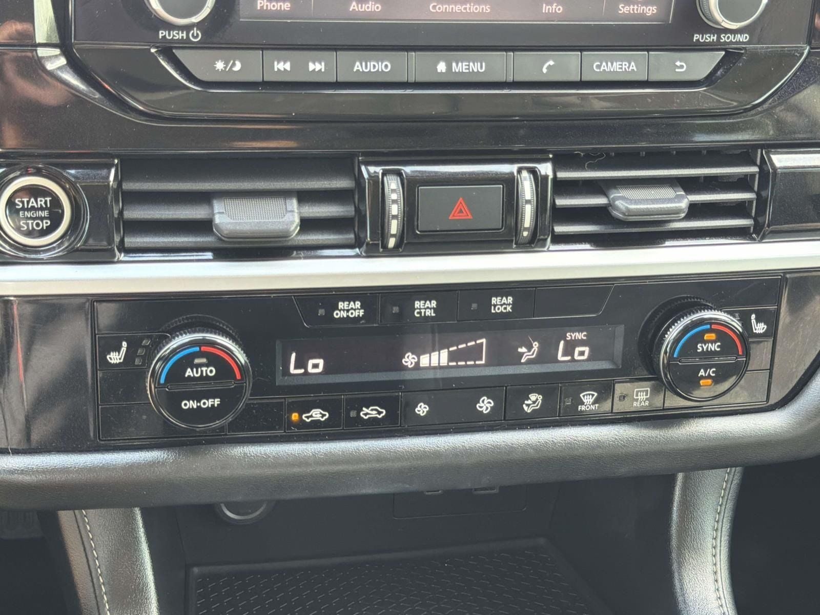 2022 Nissan Pathfinder SV