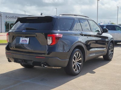 2022 Ford Explorer ST-Line